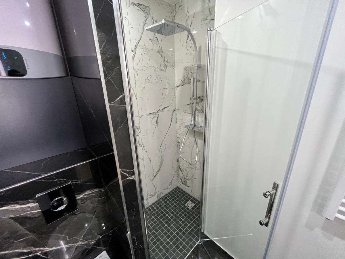 Appartement Luxe Jaune Saint-Etienne  Exterior foto