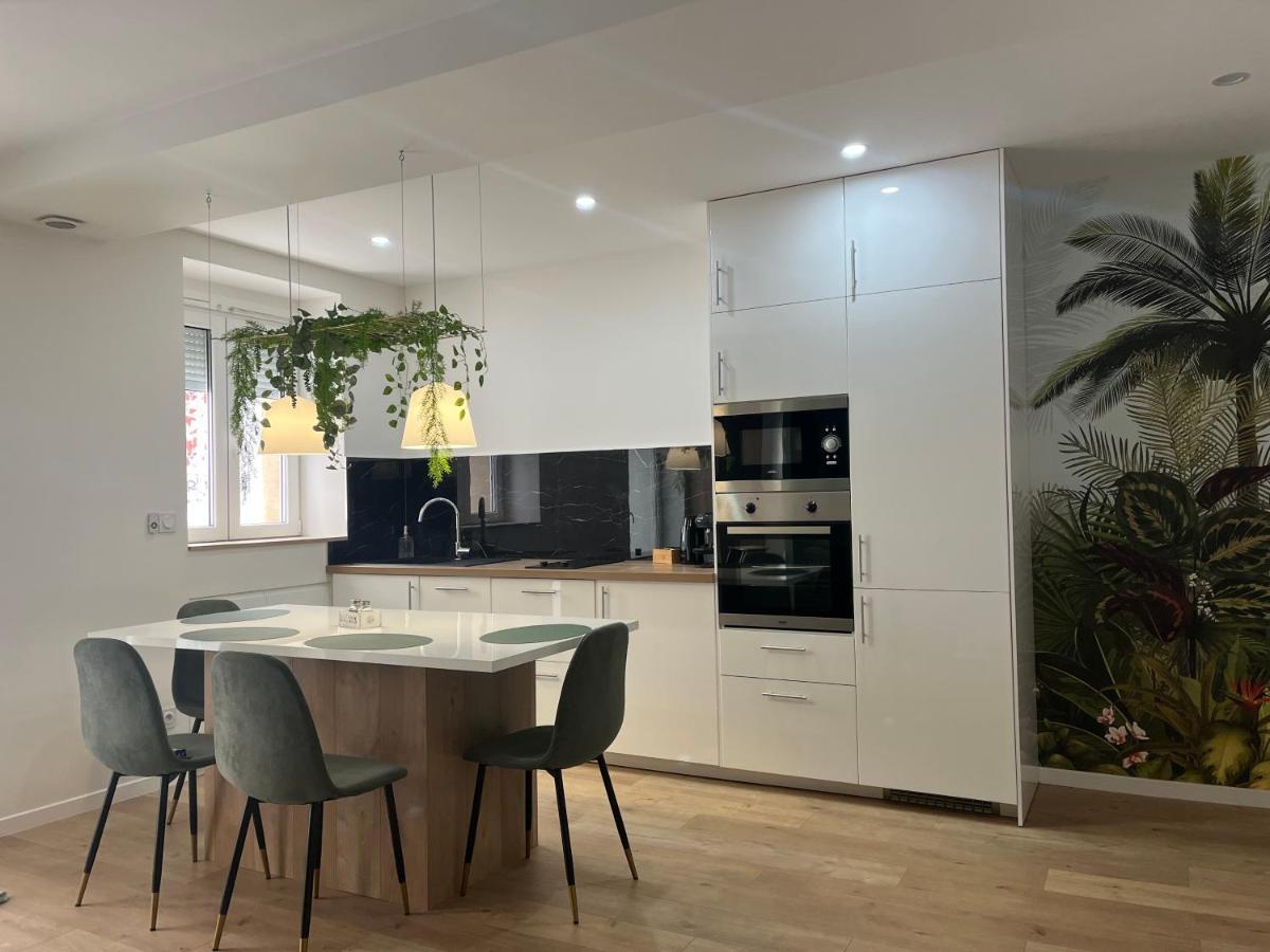 Appartement Luxe Jaune Saint-Etienne  Exterior foto